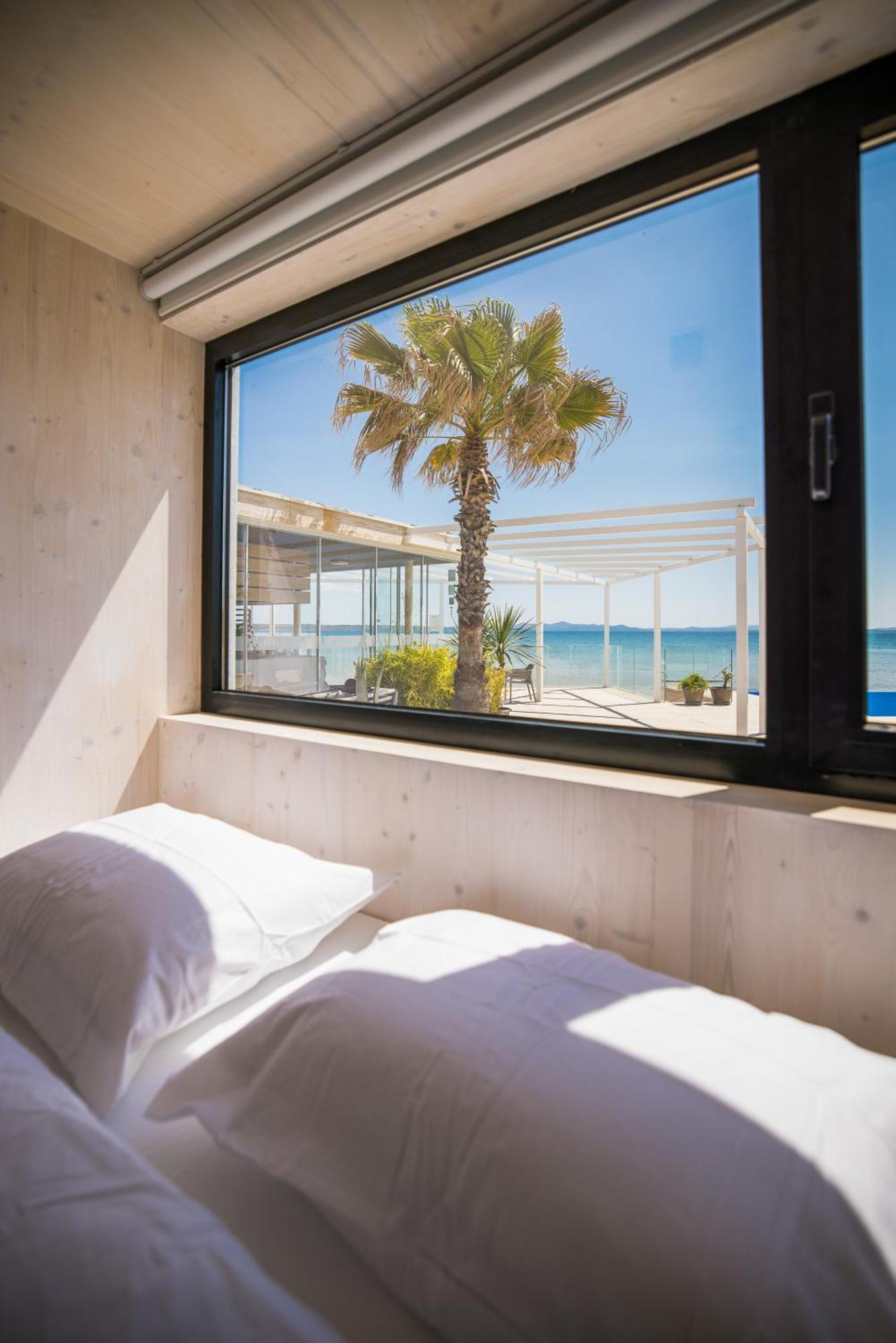 Arcadia Eco-Luxe Mobile Homes With Infinity Pool By Oiko Collection 普利拉卡 外观 照片